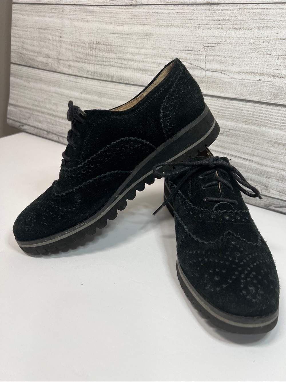 Marc Fisher Black Suede Leather Wingtip Brogue Platform Oxford Shoes 7M